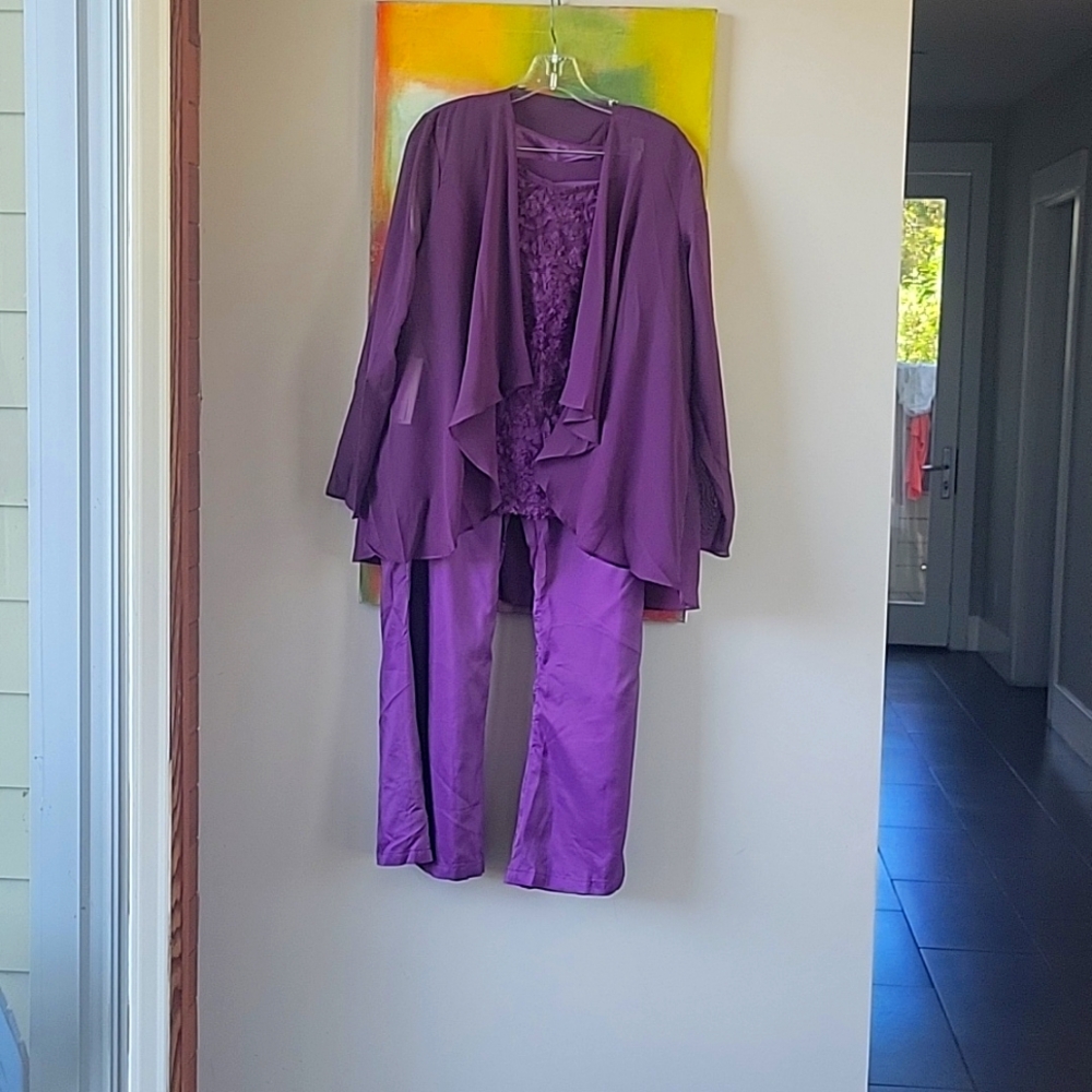 Mother of the Bride or Groom Pants Suit.